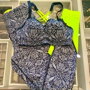 Neon Yellow Green Black Lace Print Sports Bra Knockout Leggings Workout Set